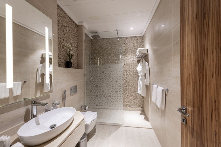 Bathroom 5, Taj Jeddah, Jeddah