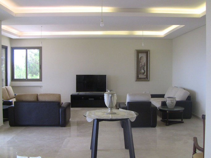 Others 3, Villa Sawan, El Metn