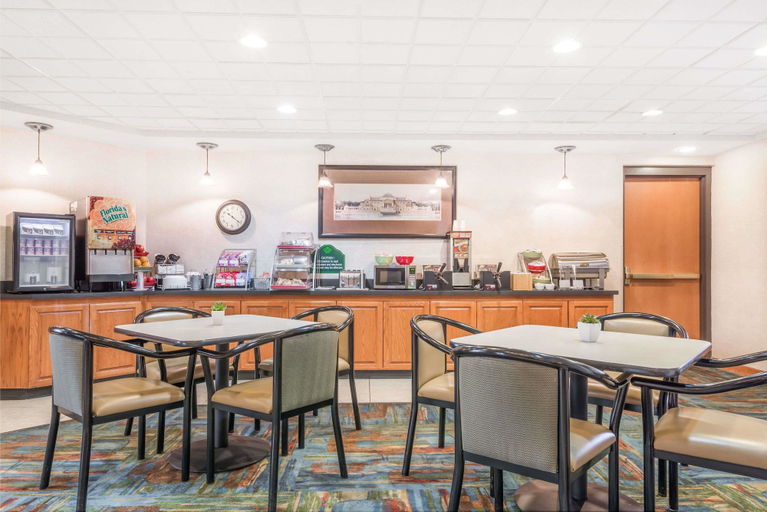 Food & Drinks 5, Wingate by Wyndham Lima Downtown, Allen