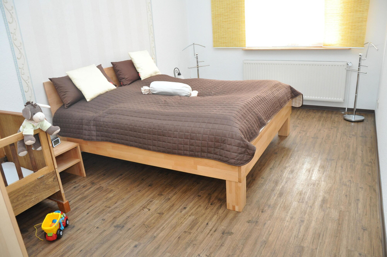 Bedroom 2, Alte Schule Greetsiel, Aurich
