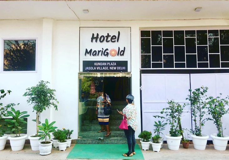 Exterior & Views 2, Hotel Marigold, Delhi