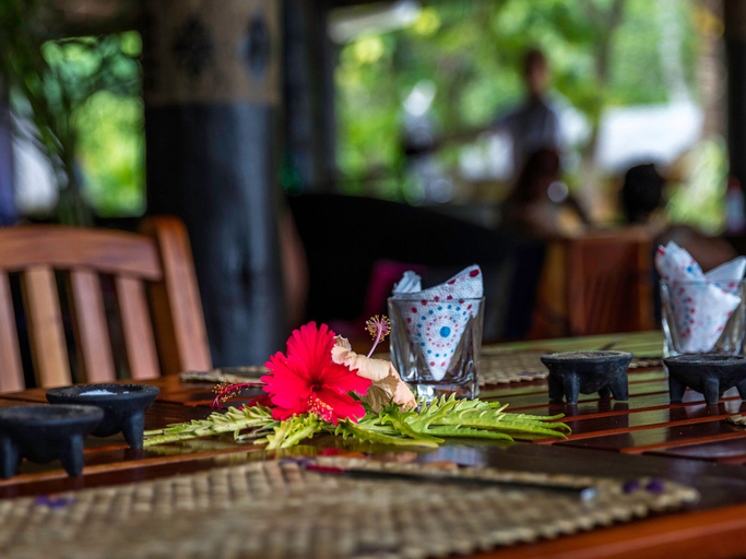 Food & Drinks 5, Maqai Beach Eco Resort, Cakaudrove