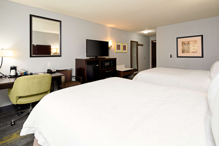 Bedroom 3, Hampton Inn & Suites Bakersfield/Hwy 58, CA, Kern