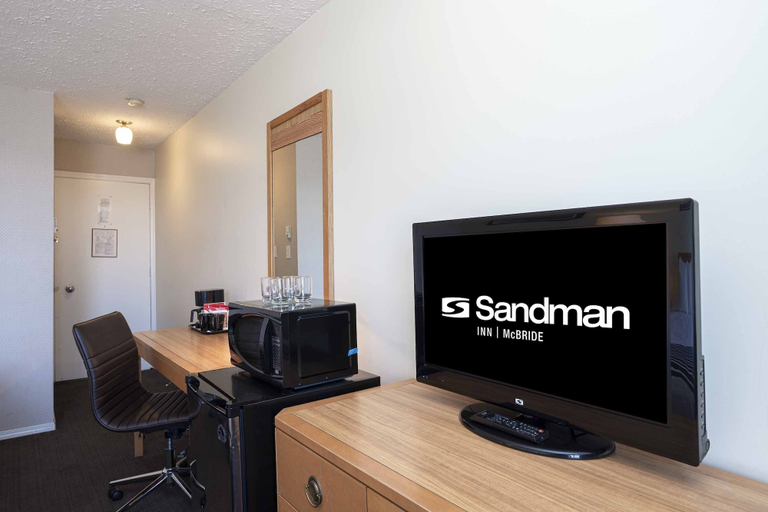 Others 5, Sandman Inn McBride, Fraser-Fort George