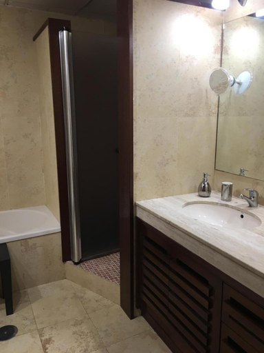 Bathroom 3, Casa Rialto, Badajoz