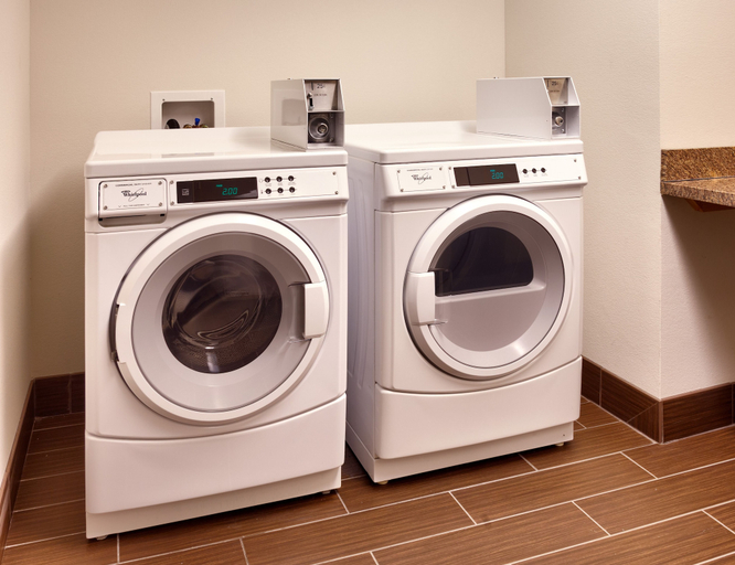 Bathroom 5, Holiday Inn Express & Suites OVERLAND PARK, Kansas City