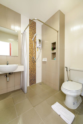 Bathroom 5, The Topaz Residence, Phuket Island