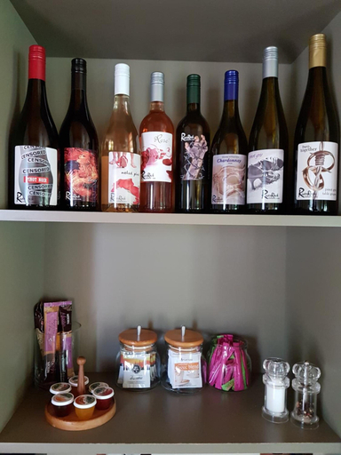Food & Drinks 5, River Rock Estate, Central Otago