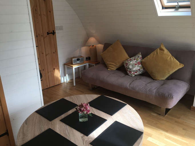 Others 5, Brynllwyd Glamping, Ceredigion