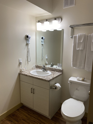 Bathroom 4, Sleep Suite Motel, Division No. 2