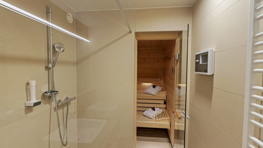 Bathroom 3, alpen select apartments Kleinwalsertal, Bregenz
