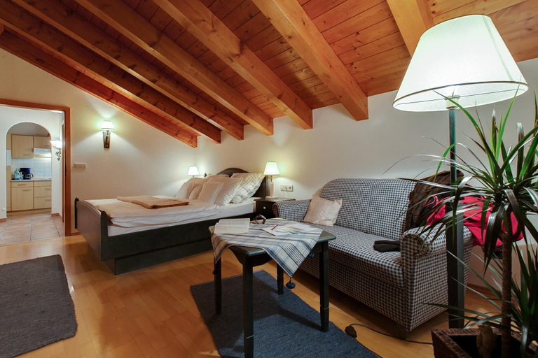 Bedroom 2, Haus Bergahorn, Traunstein