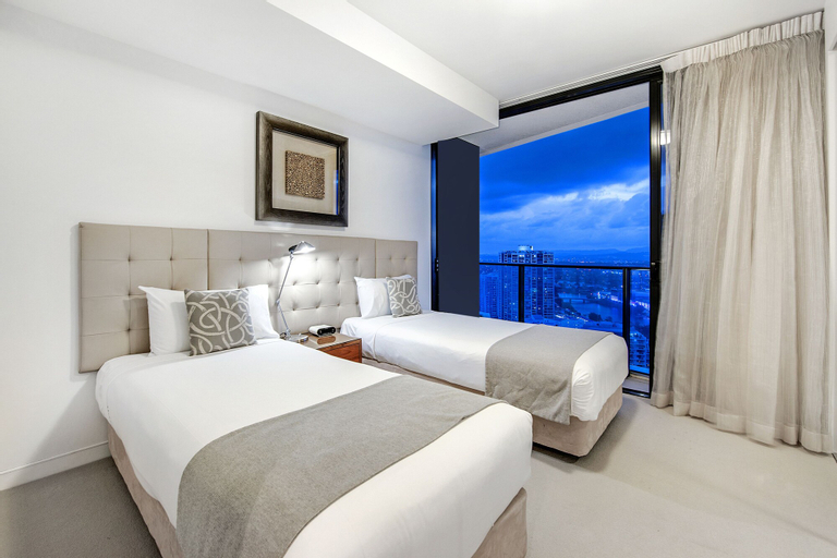 Bedroom 2, Oracle Boulevard - Private Apartments, Gold Coast