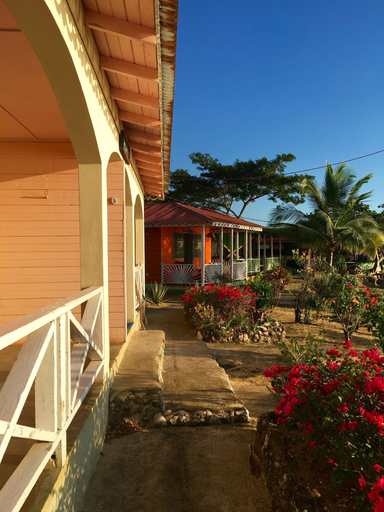 Exterior & Views 2, Little Bay Cabins