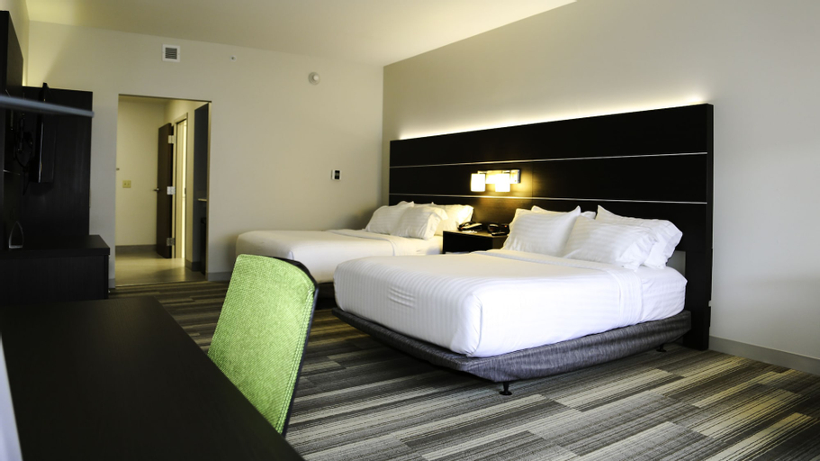Bedroom 26