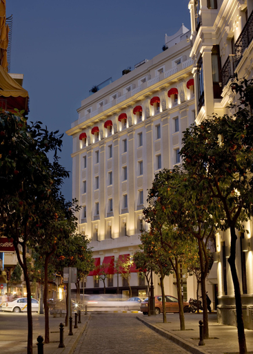 Exterior & Views 2, Hotel Colón Gran Meliá, Sevilla