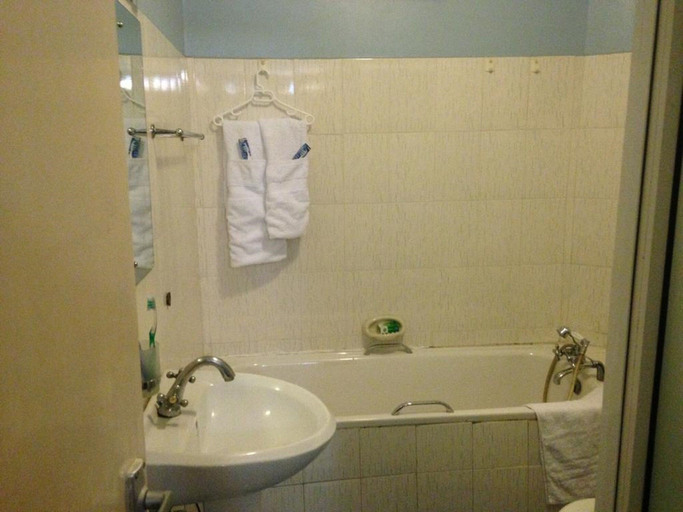 Bathroom 4, Chester View Homestay - Hostel, Mavoko