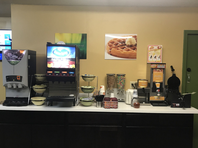 Food & Drinks 5, Quality Inn Vincennes, Knox