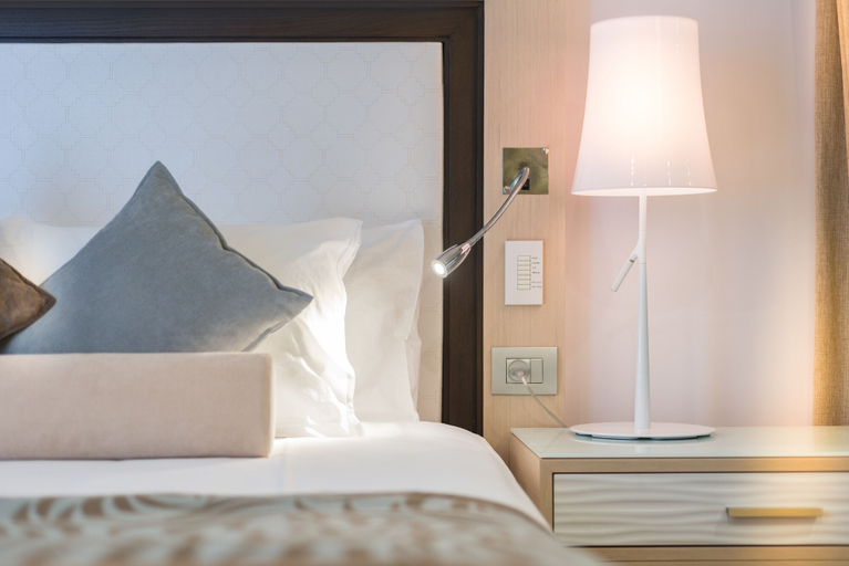 Bedroom 4, Herods Dead Sea