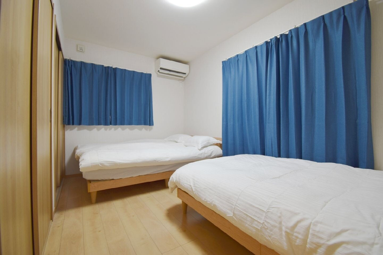 Bedroom 2, Karan Horikawagojo, Kyoto