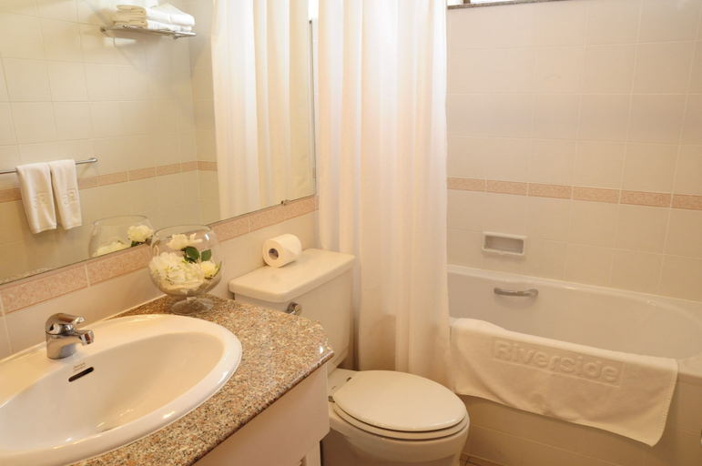 Bathroom 5, Riverside Serviced Apartments, District 2