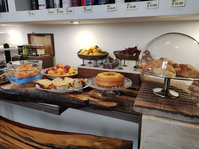 Food & Drinks 5, B&B Trapani Granveliero, Trapani