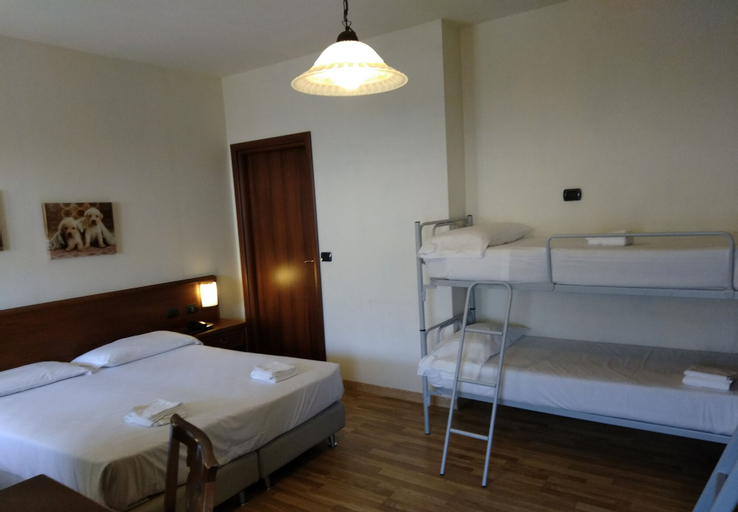 Bedroom 15