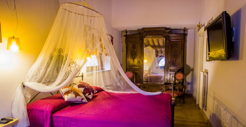Bedroom 3, Podere Vitiano, Terni