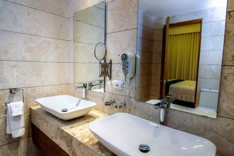 Bathroom 3, Beach Rock Condo Boutique, Salvaleon de Higuey