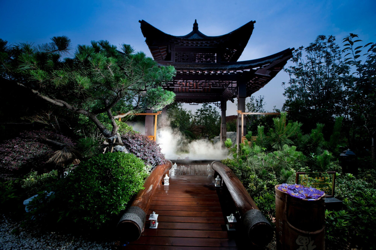 Nanjing Greenland Yuhao Hot Spring Hotel, Nanjing