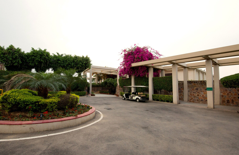Exterior & Views 2, Lemon Tree Hotel Tarudhan Valley, Mewat