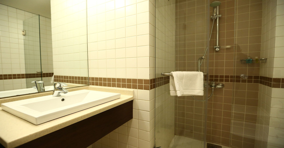 Bathroom 3, The Parisian Hotel Lebanon, Beirut