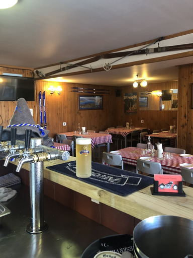 Food & Drinks 5, Kookaburra Ski Lodge, Snowy River