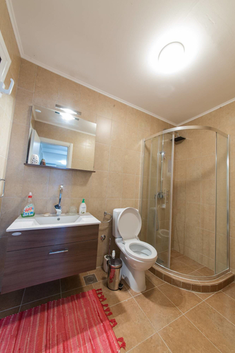 Bathroom 4, P&N Resort