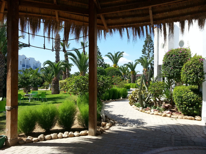 Others 5, Eden Club Skanes, Monastir