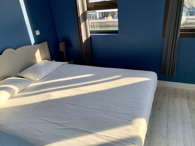 Bedroom 3, Hôtel le petit baigneur, Hérault
