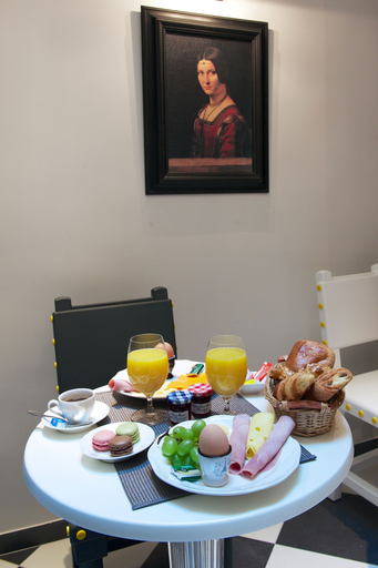 Food & Drinks 5, Hotel le Clos de Notre Dame, Paris