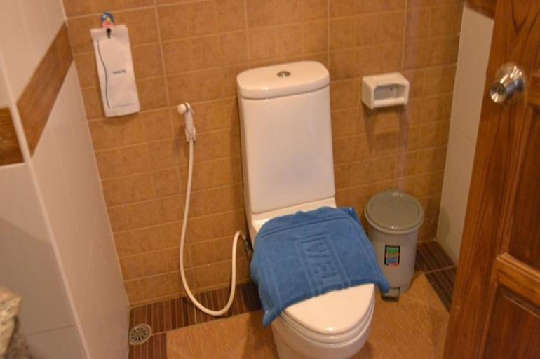 Bathroom 5, White Sand Princess Hotel, Koh Chang