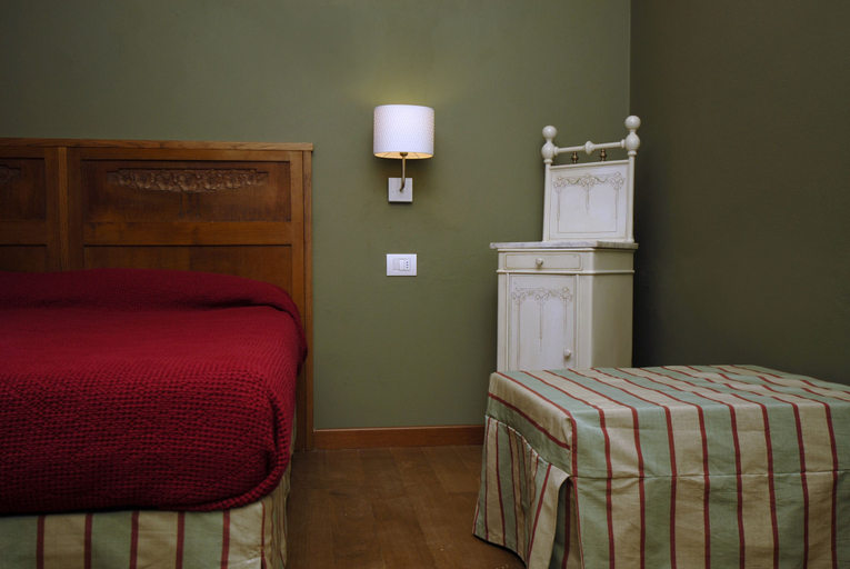 Bedroom 4, B&B Residenza Cavour, Como