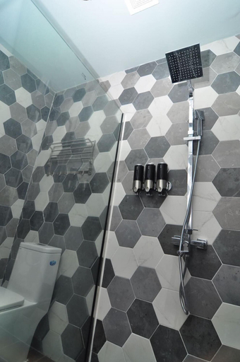 Bathroom 3, Saipan Skyline Designers Hotel, Saipan