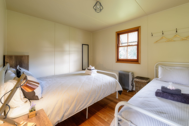Bedroom 3, Rathmore, Central Highlands