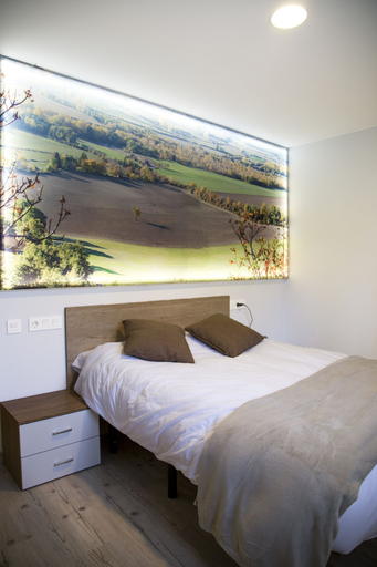 Bedroom 3, El Capricho de Arguis, Huesca