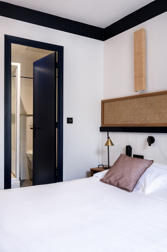 Bedroom 2, Hôtel Le Français, Charente-Maritime