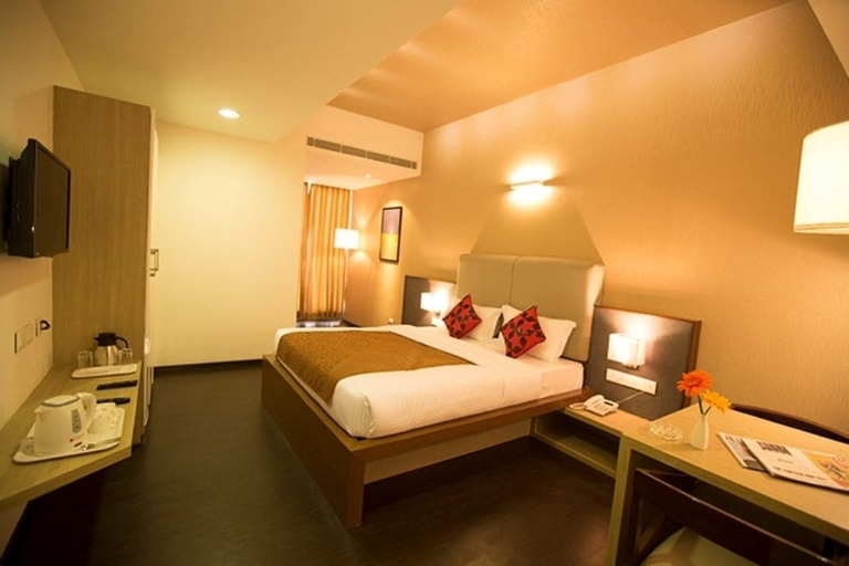 Bedroom 3, Vinaya Royal Inn, Bangalore
