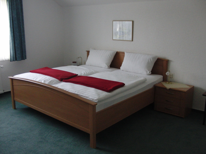 Bedroom 4, Gästehaus Spieker, Lippe