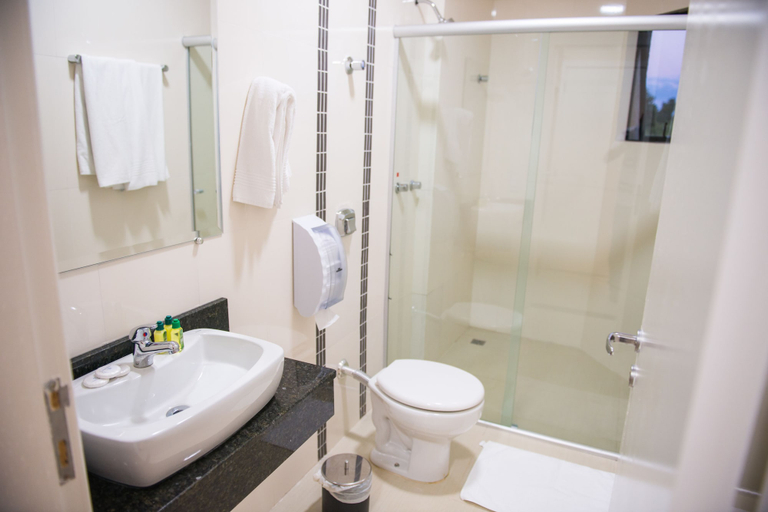Bathroom 4, Iguassu Express Hotel, Foz do Iguaçu