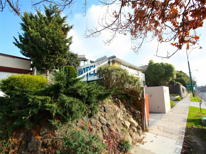 Exterior & Views 2, Motel Maroondah, Melbourne