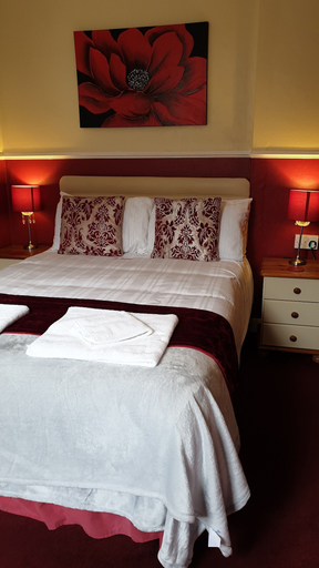 Bedroom 2, All Seasons Guest House, Norfolk