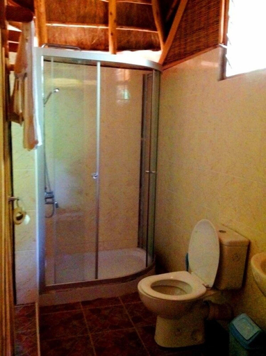 Bathroom 4, Lake Bunyonyi Eco Resort, Ndorwa