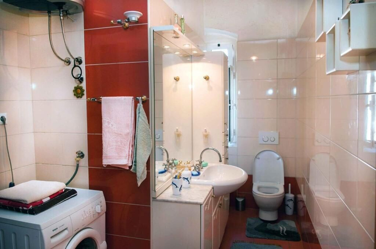 Bathroom 3, Buga And Tuga Rooms, Split